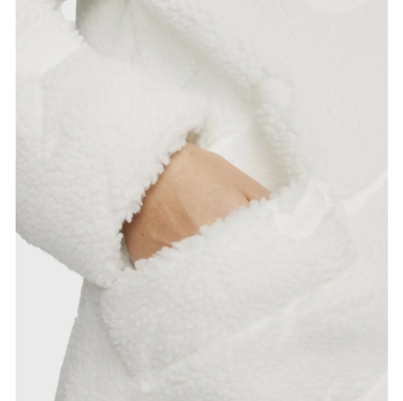 Nike Coat 🤍 - Picture 4 of 8